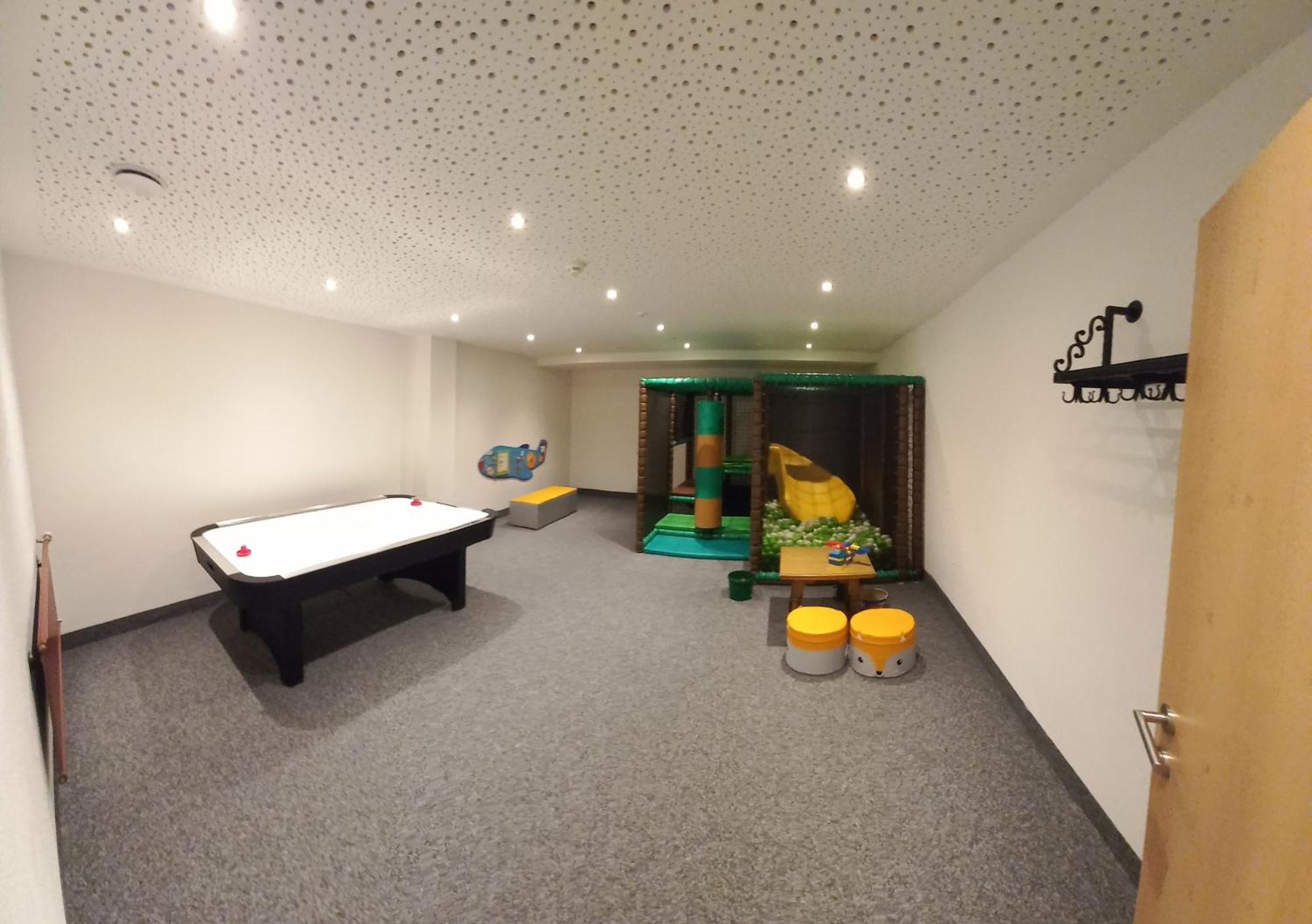Hotel Gasthof Jaeger Zillertal Шлиттерс Экстерьер фото