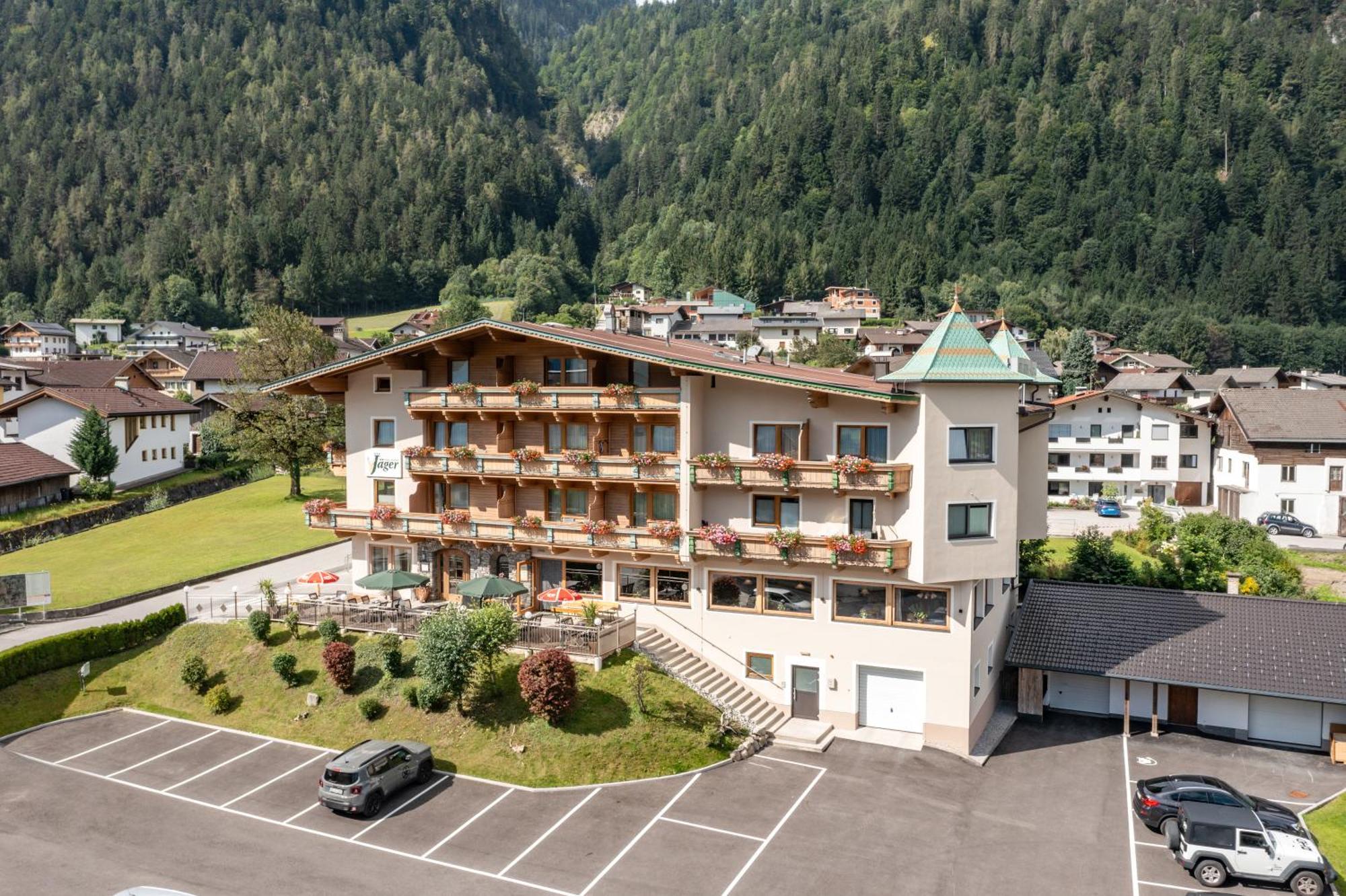Hotel Gasthof Jaeger Zillertal Шлиттерс Экстерьер фото