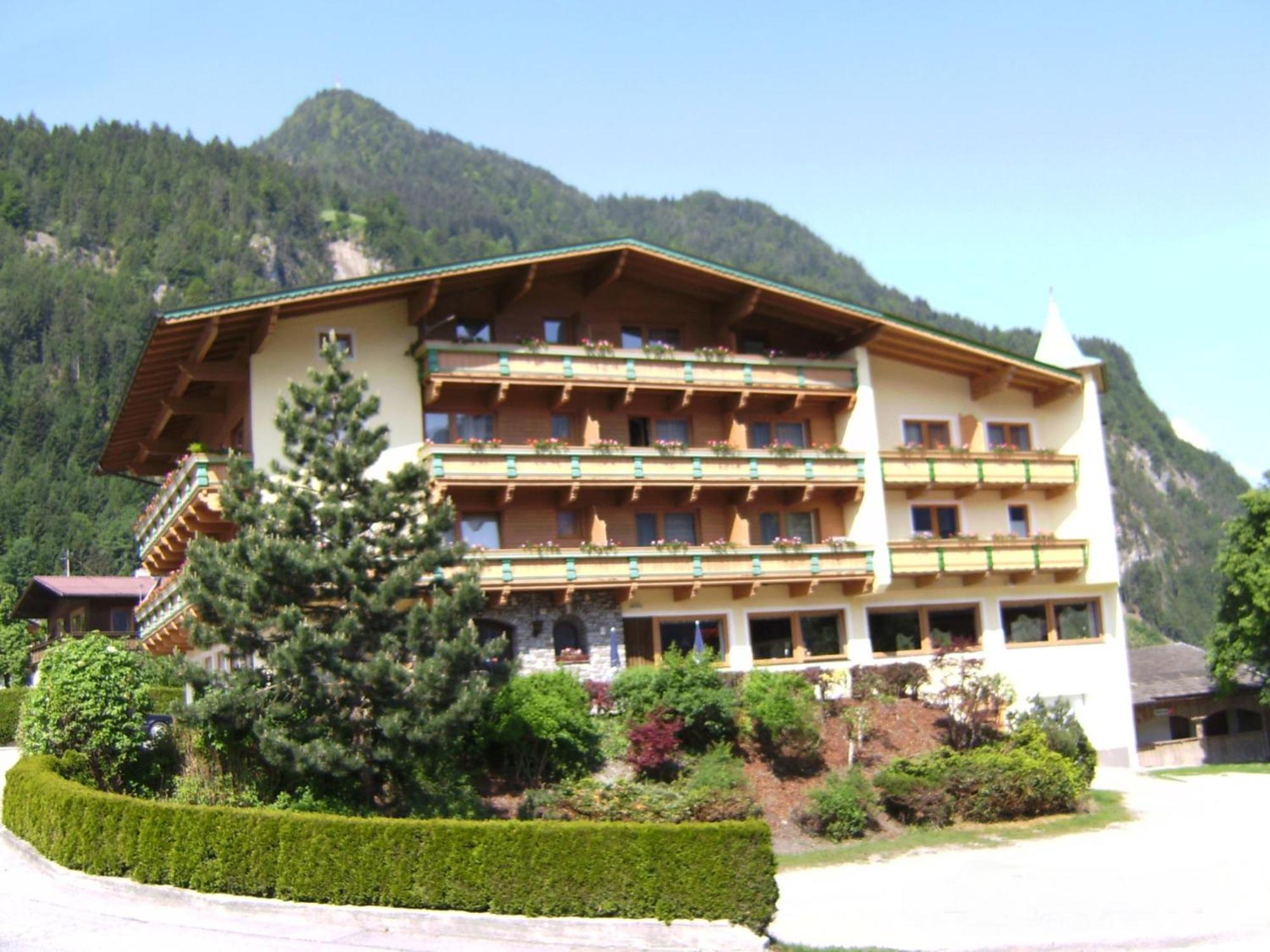 Hotel Gasthof Jaeger Zillertal Шлиттерс Экстерьер фото