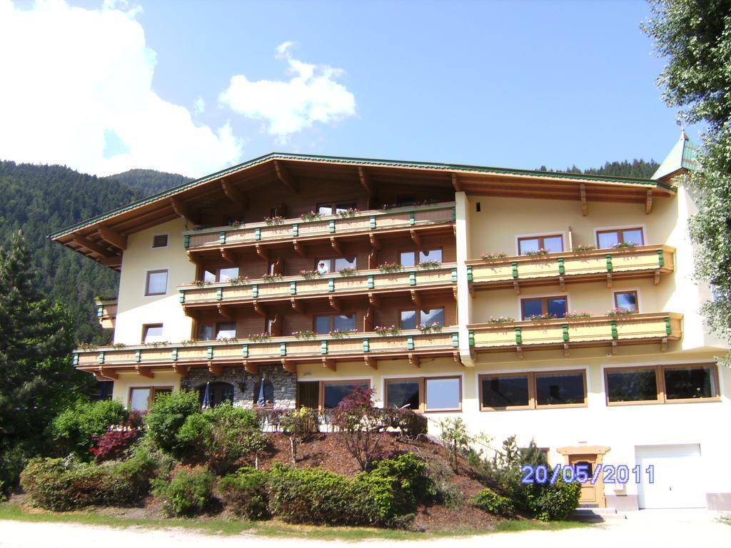 Hotel Gasthof Jaeger Zillertal Шлиттерс Экстерьер фото