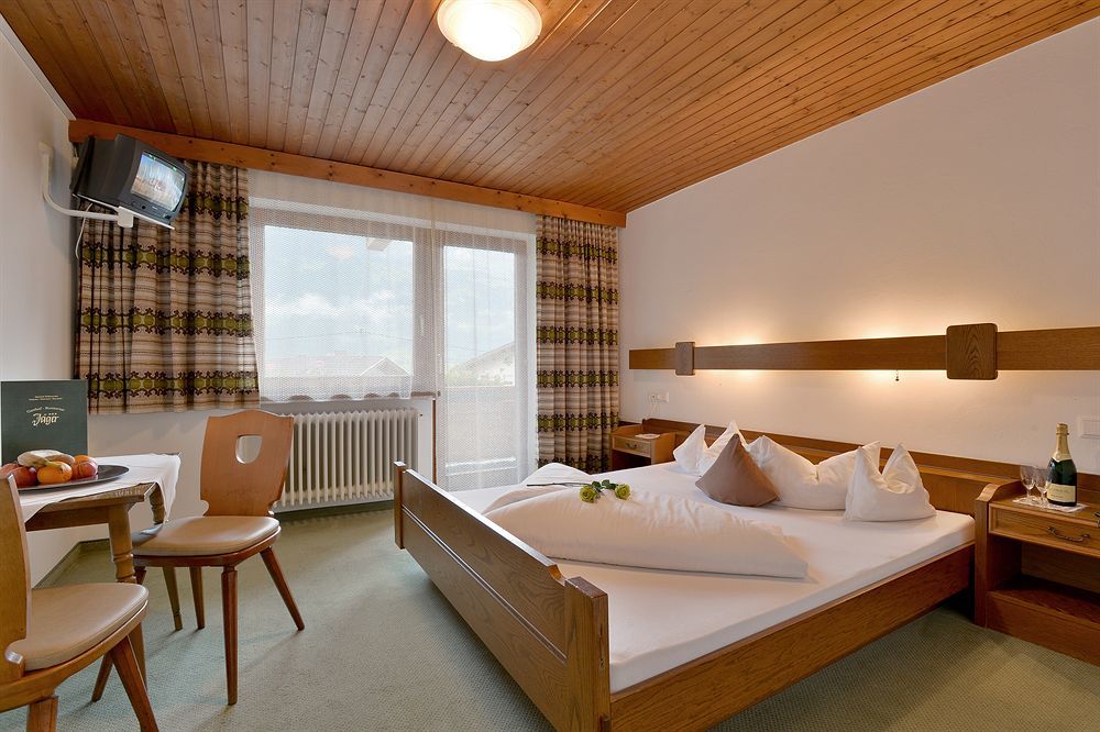 Hotel Gasthof Jaeger Zillertal Шлиттерс Экстерьер фото