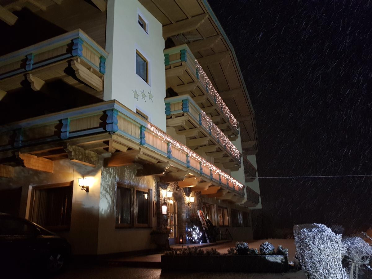 Hotel Gasthof Jaeger Zillertal Шлиттерс Экстерьер фото
