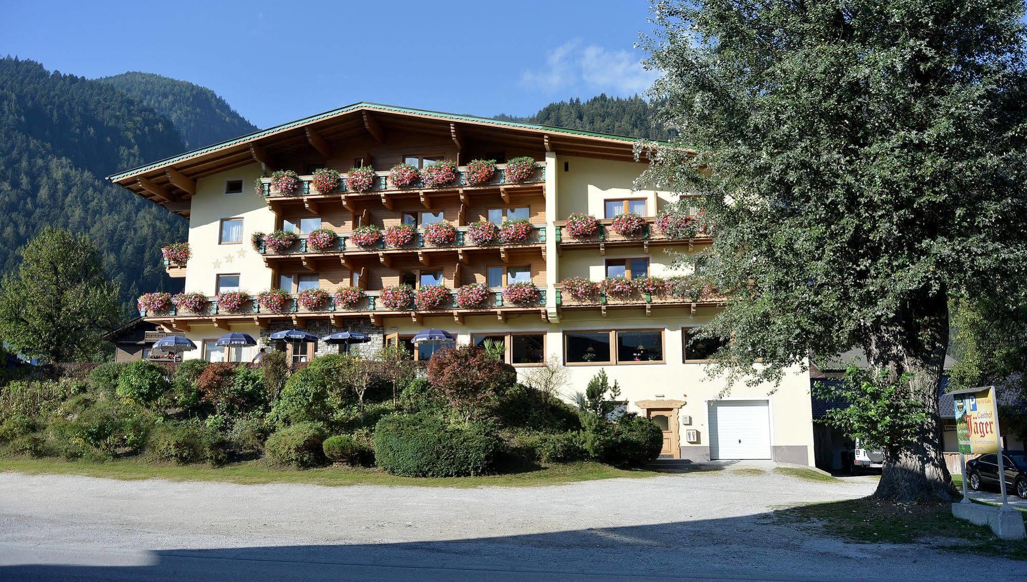 Hotel Gasthof Jaeger Zillertal Шлиттерс Экстерьер фото