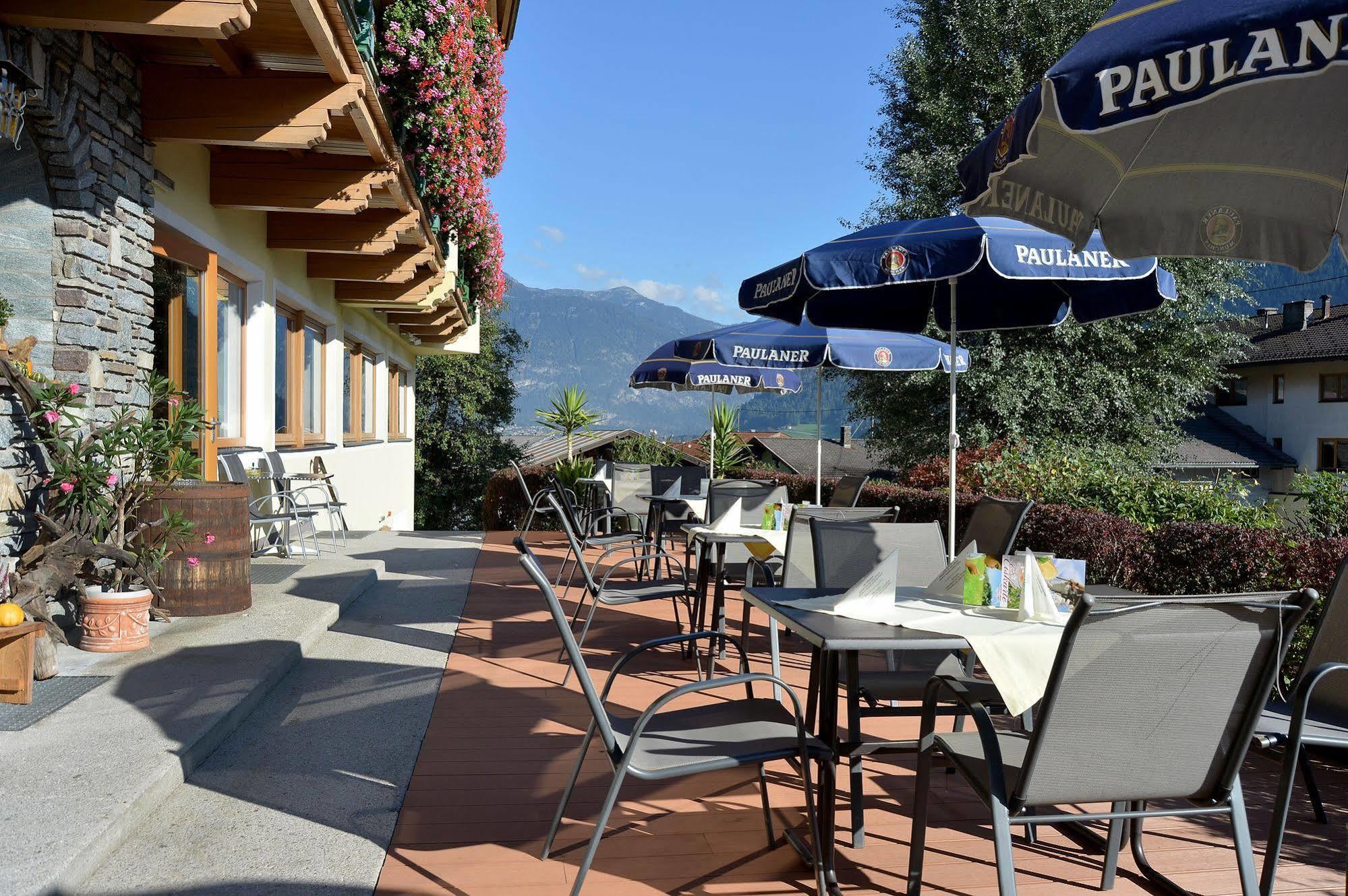 Hotel Gasthof Jaeger Zillertal Шлиттерс Экстерьер фото