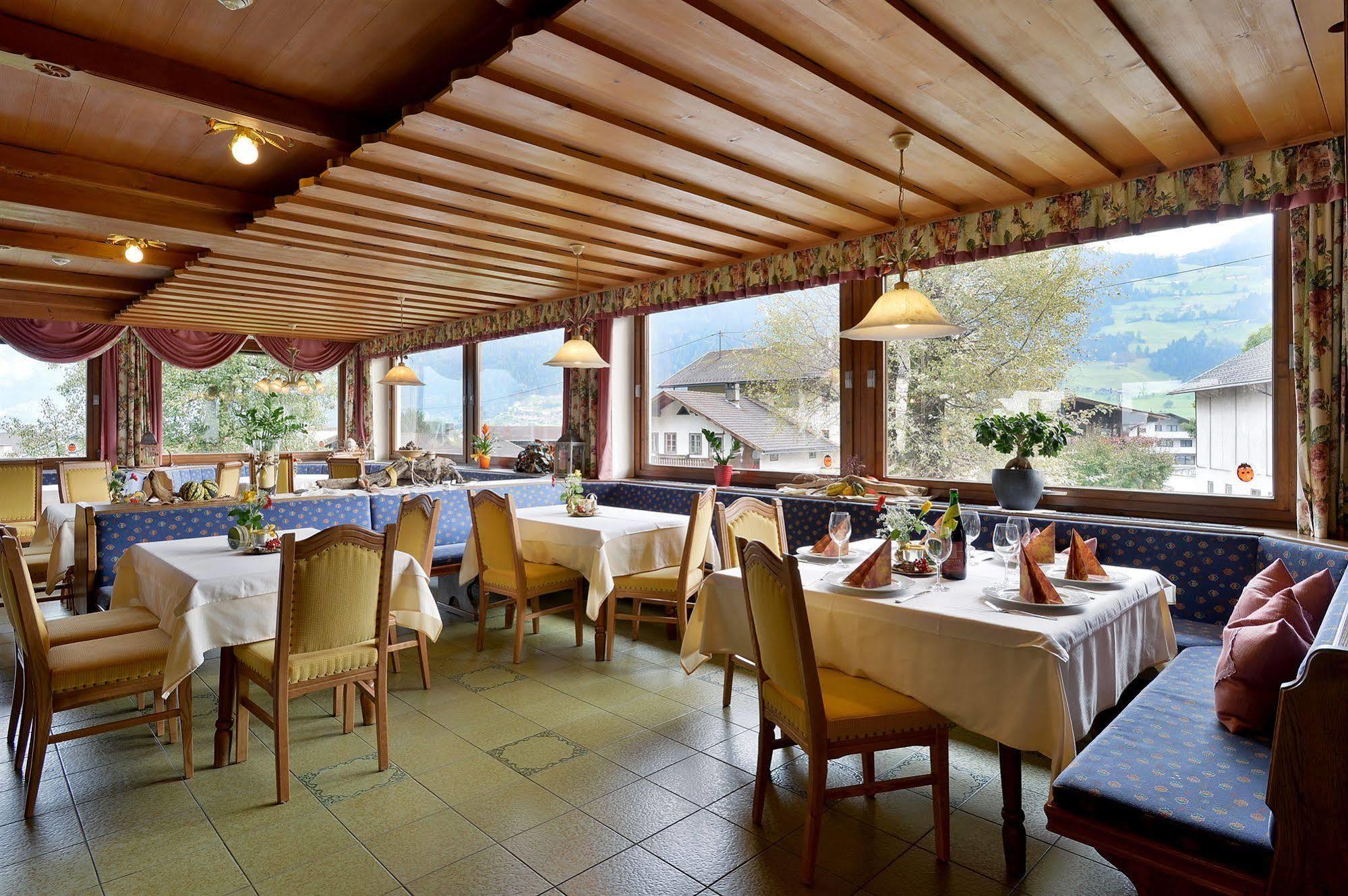 Hotel Gasthof Jaeger Zillertal Шлиттерс Экстерьер фото